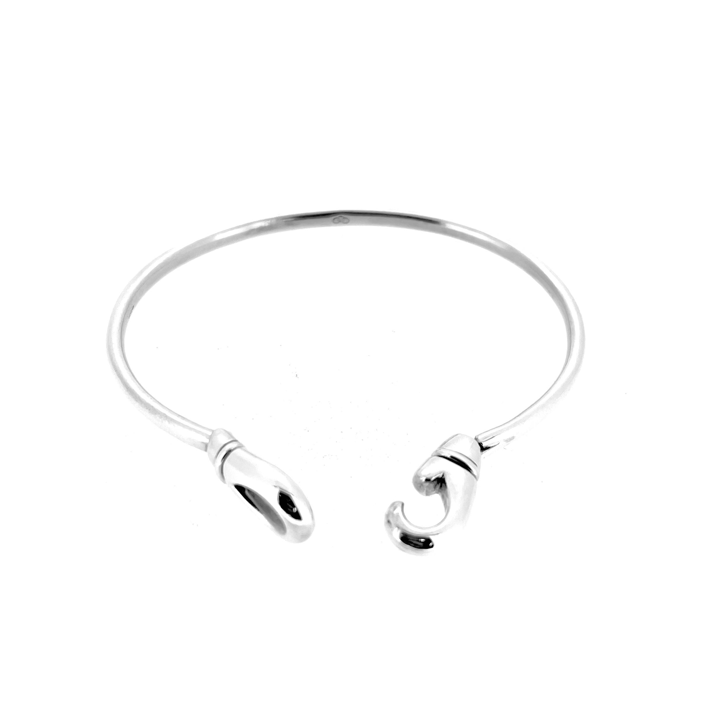 Links of London Karabiner Bangle showing slim oval-profile silver band