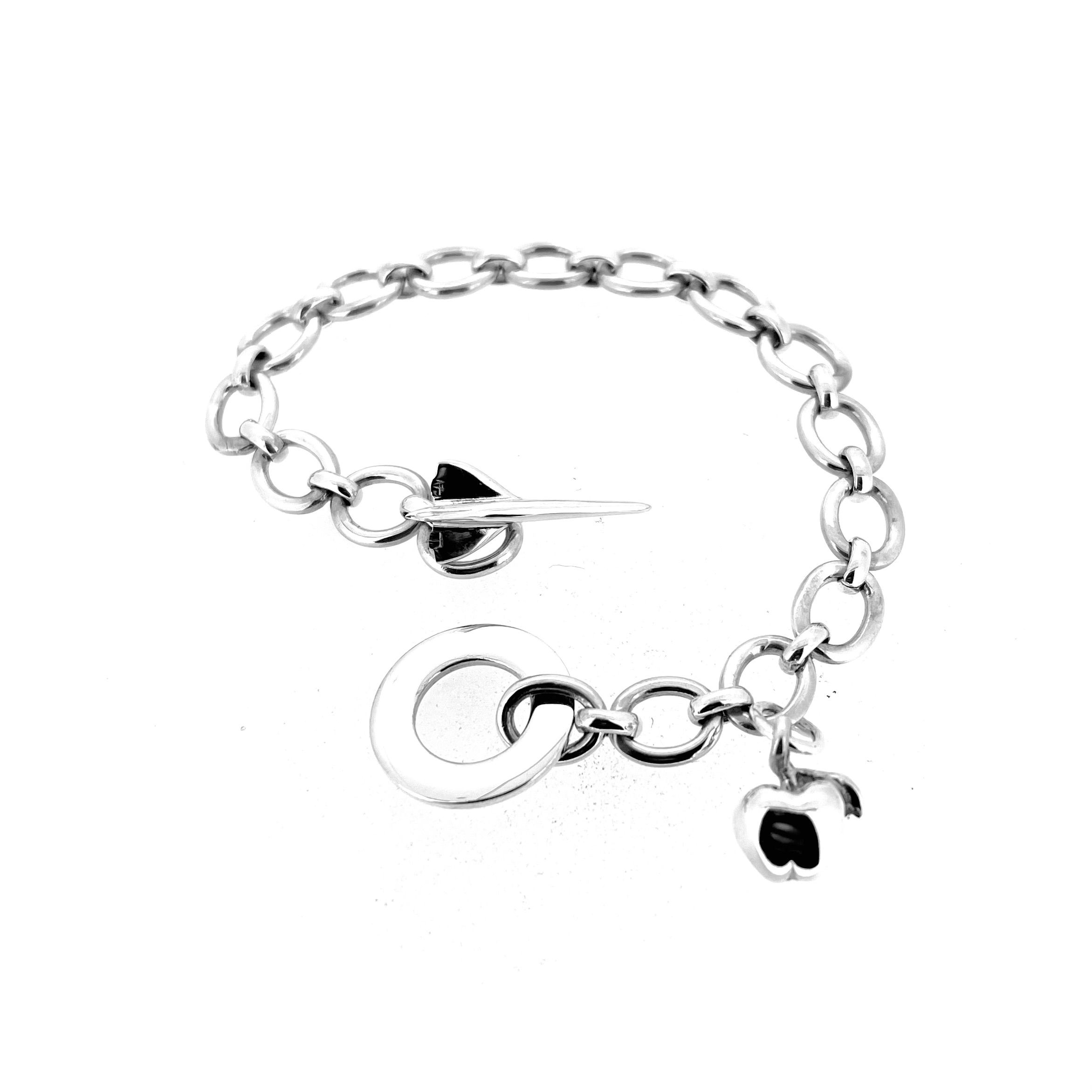 Links of London Big Apple bracelet showing Concorde clasp