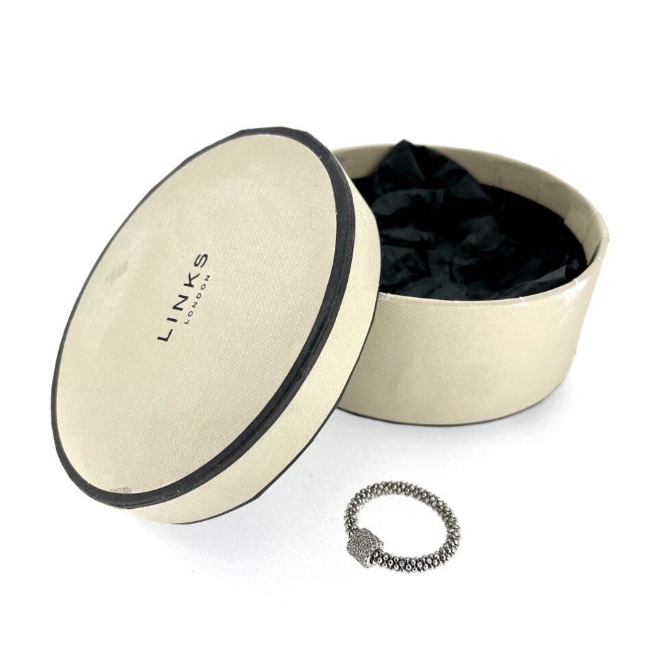 Links of London ring in sterling silver with original oval presentation box