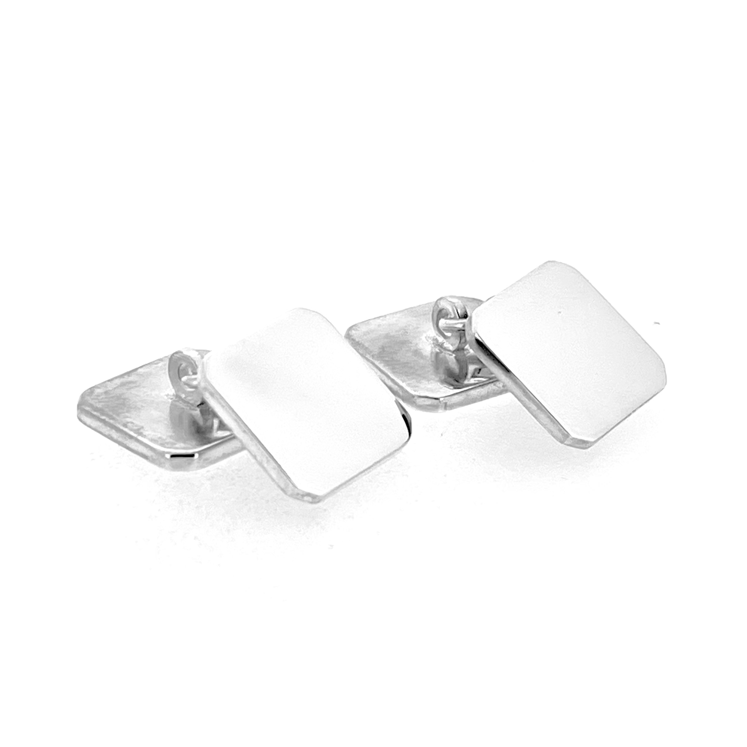 Vintage Links of London cufflinks with oversized central chain link