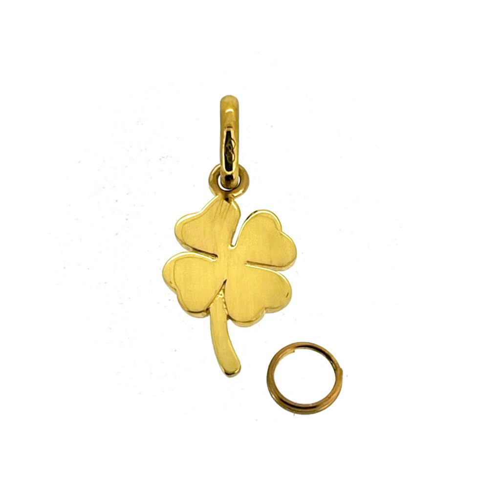 Vintage four leaf clover pendant charm in sterling silver