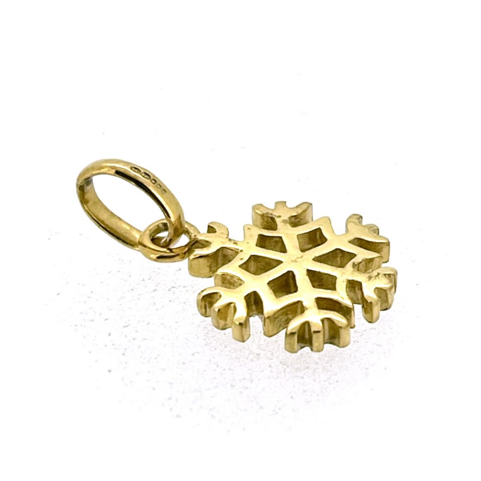 Gold plated Links of London winter charm