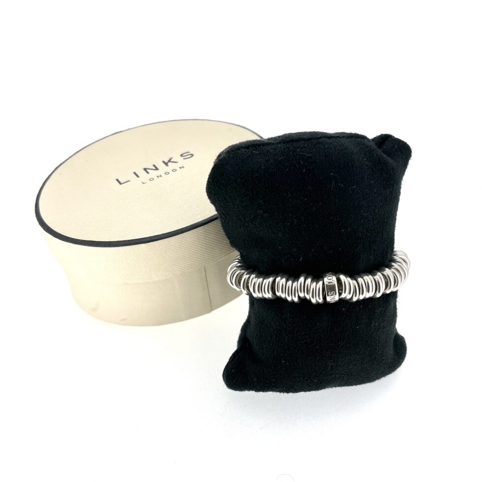 Original Links of London oval bracelet presentation box