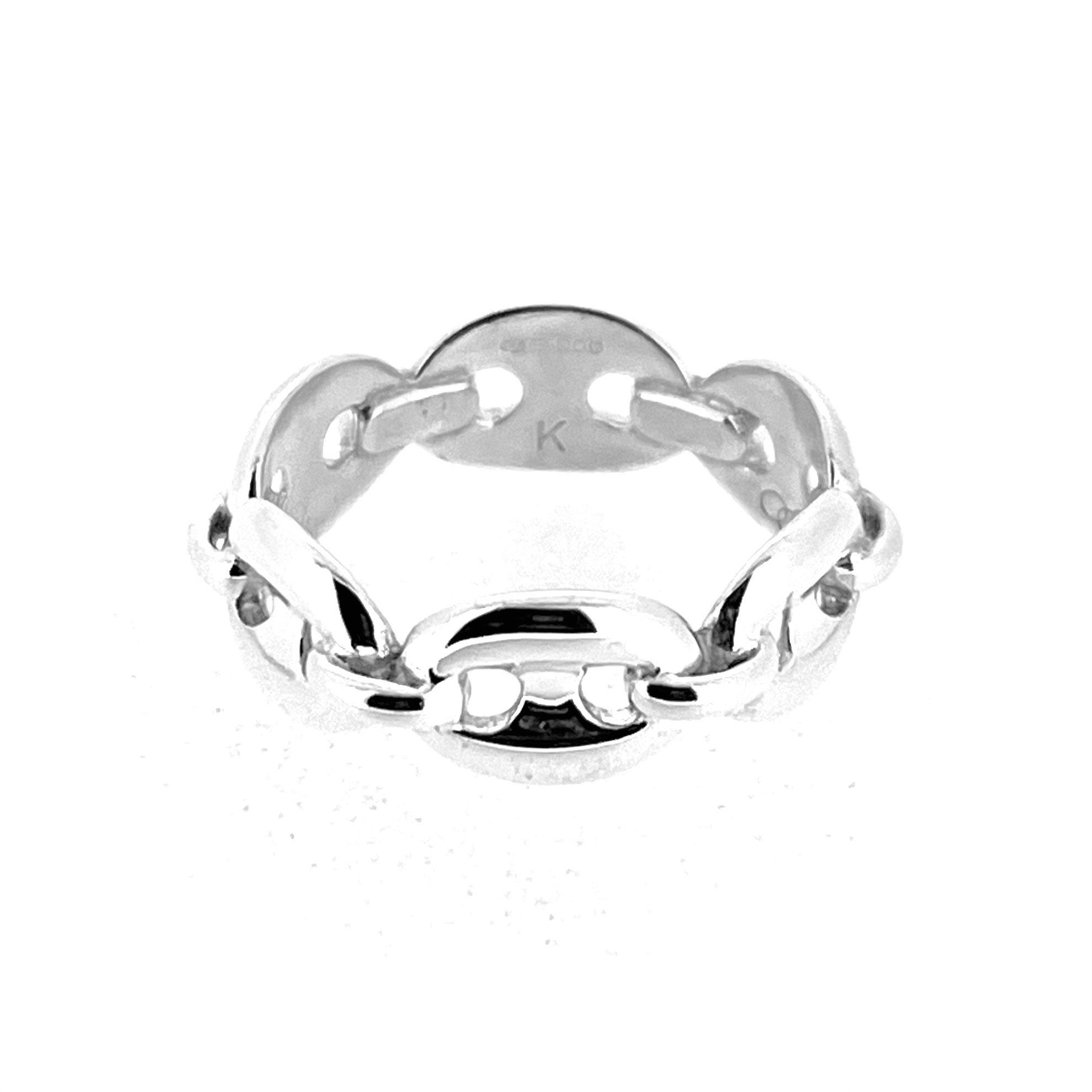 Links of London anchor chain ring angled view