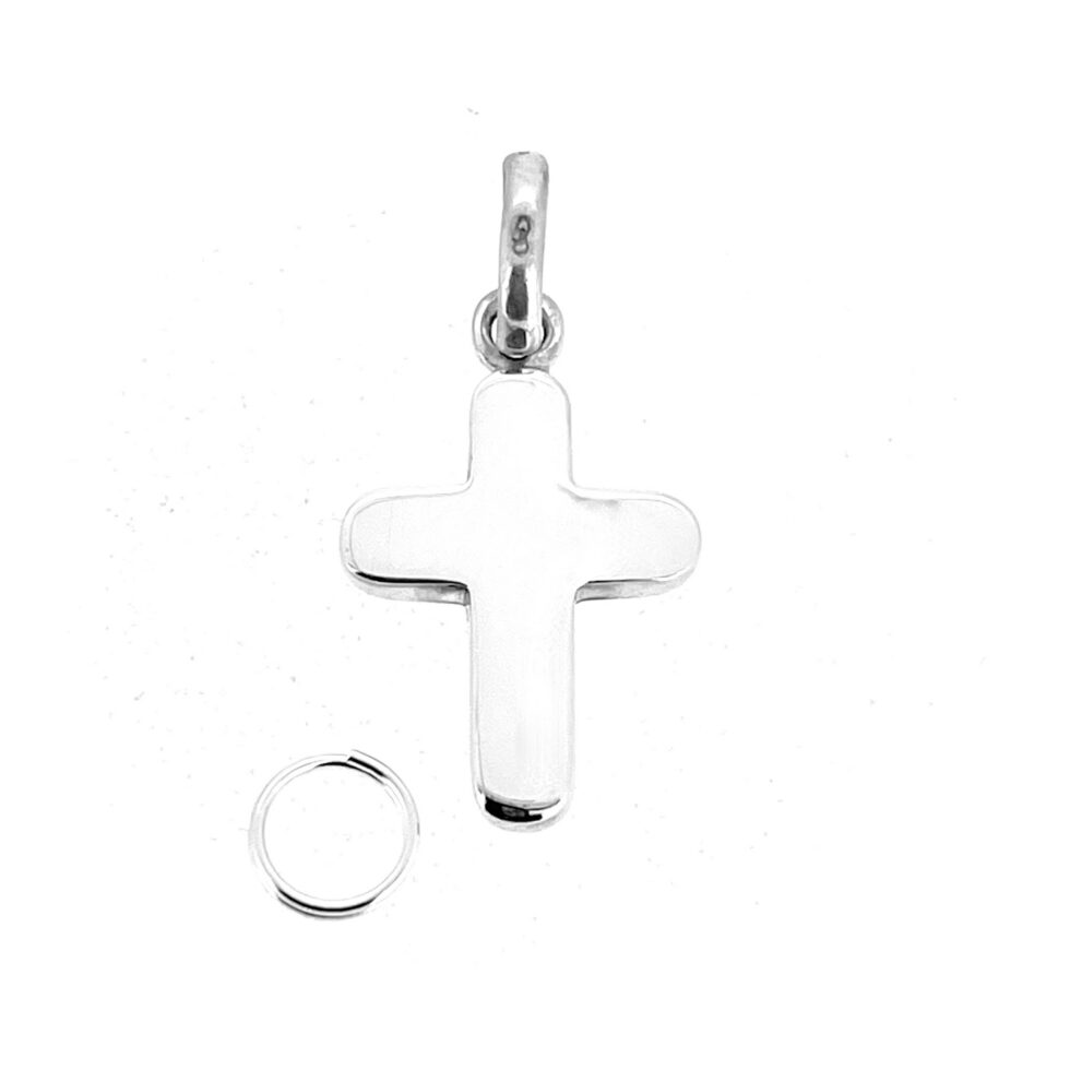 Links of London larger cross pendant with oval bail