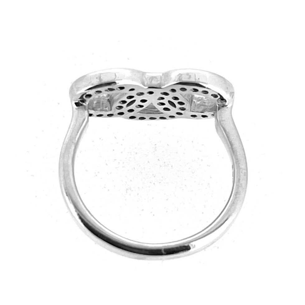 Links of London white topaz ring side profile