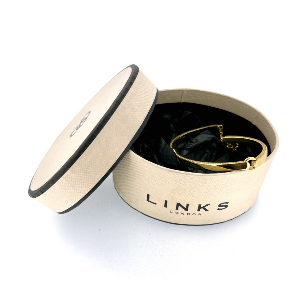 Narrative Bracelet showing 7mm connecting rings