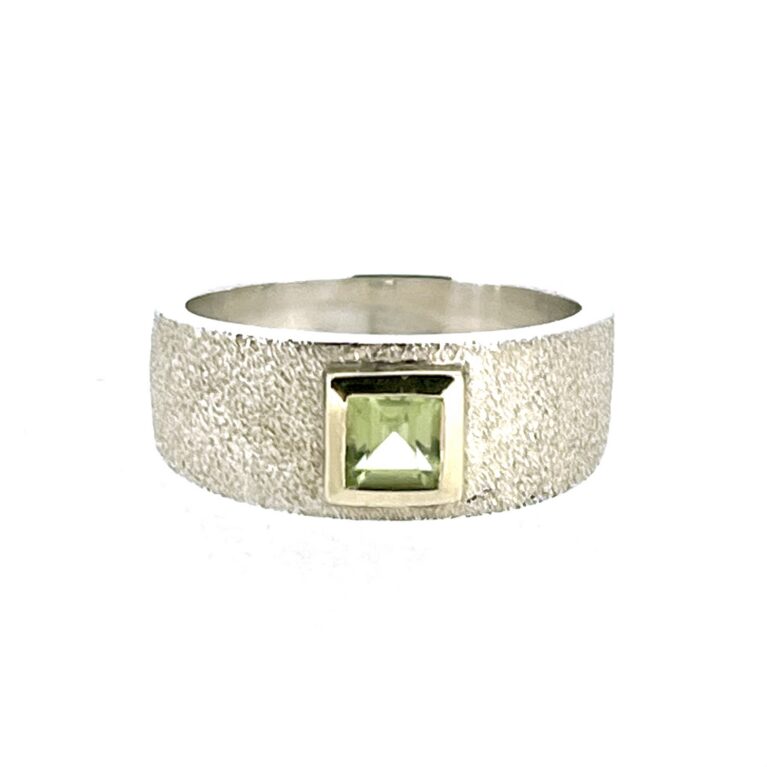Vintage Links of London sterling silver peridot ring UK size M