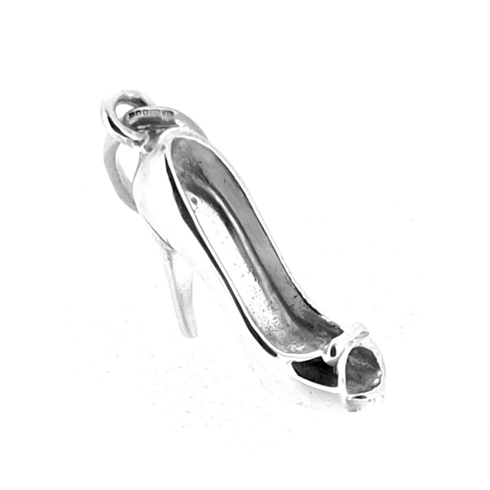 Professionally polished vintage Links of London high heel charm